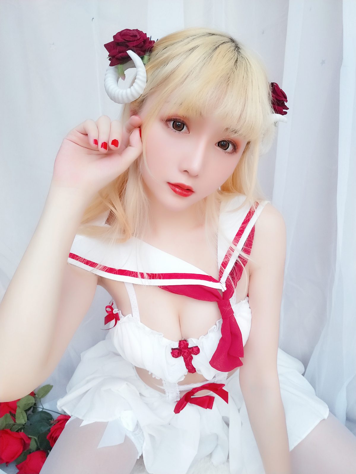 星之迟迟 cosplay写真_玫瑰月光主题合集 | 星之迟迟 COS玫瑰月光全套图包 [71P-63MB]