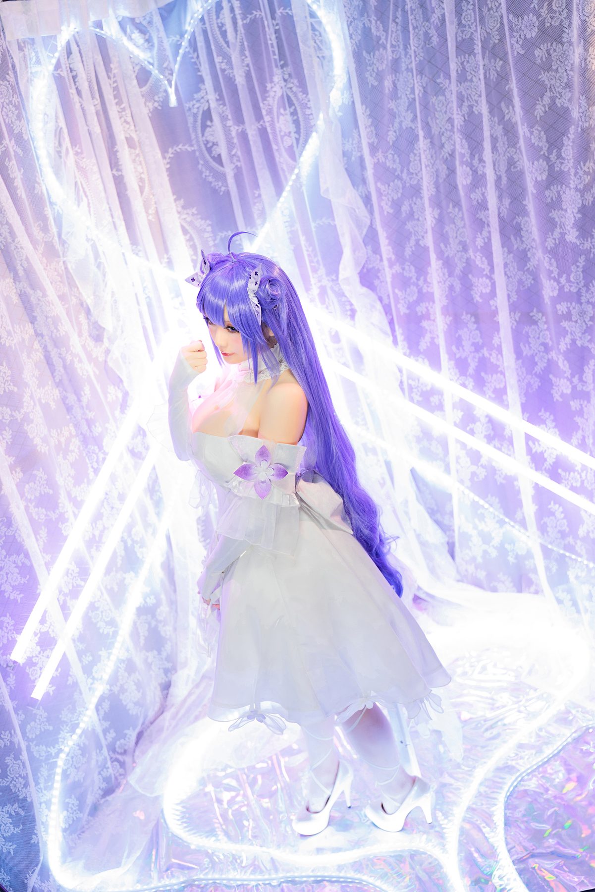 星之迟迟 纯白と漆黑-独角兽 COS写真