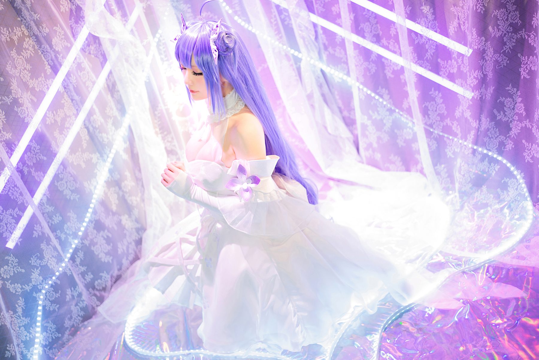 星之迟迟 纯白と漆黑-独角兽 COS写真