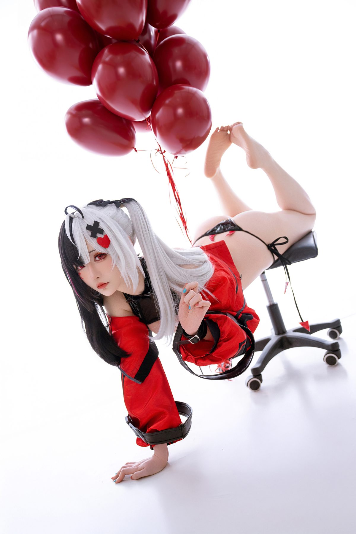 星之迟迟 cosplay写真_异环安魂曲合集 | 星之迟迟 COS安魂曲原皮+同人全套图包 [120P]