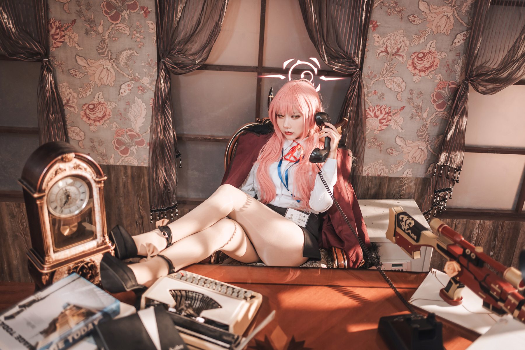 是一只熊仔吗 Blue Archive Aru Rikuhachima 碧蓝档案 陸八魔爱瑠 COS写真