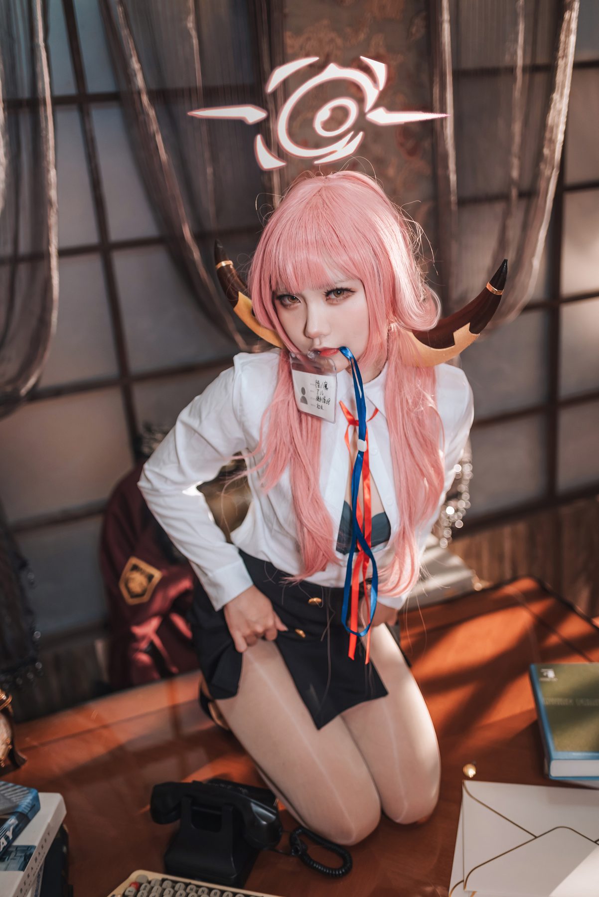 是一只熊仔吗 Blue Archive Aru Rikuhachima 碧蓝档案 陸八魔爱瑠 COS写真