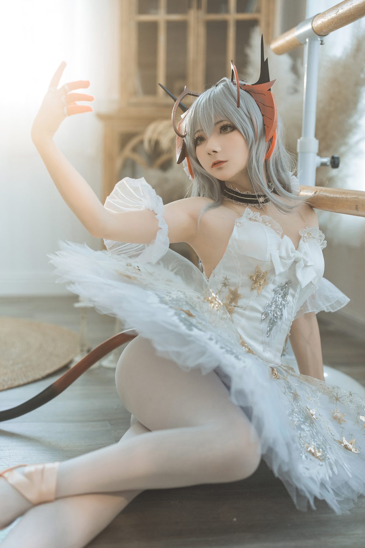 是三不是世w 明日方舟 W 芭蕾 COS写真