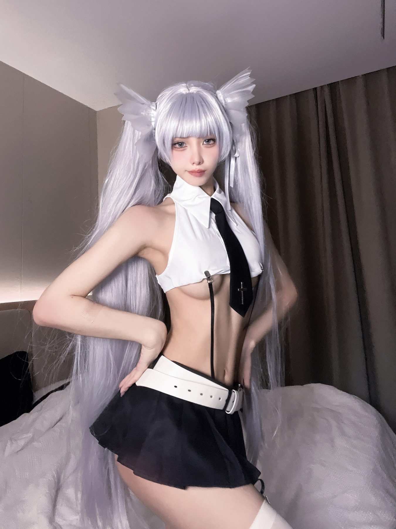 果咩酱w 天使女警 COS写真