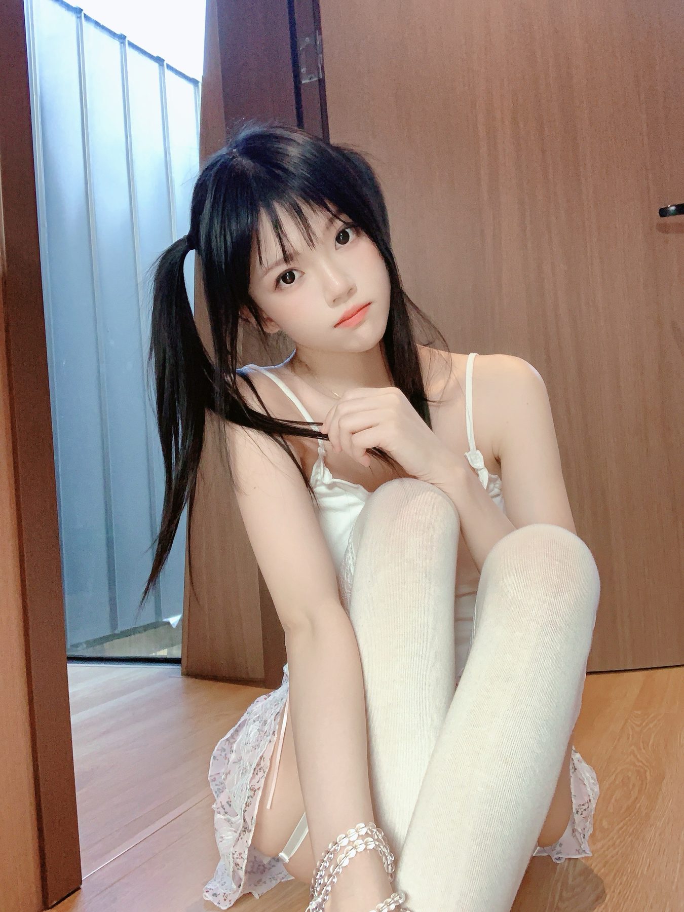桜桃喵 碎花 自拍 COS写真