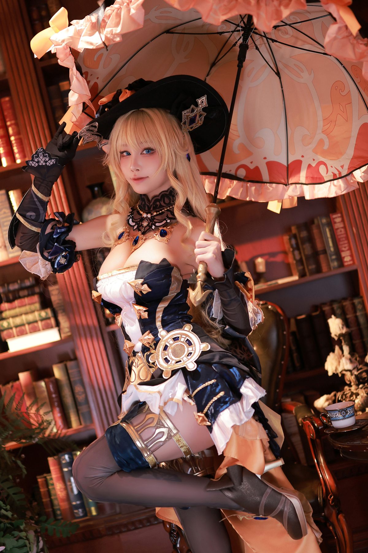 ナヴィア 水淼Aqua 原神 纳维亚 Navia COS写真