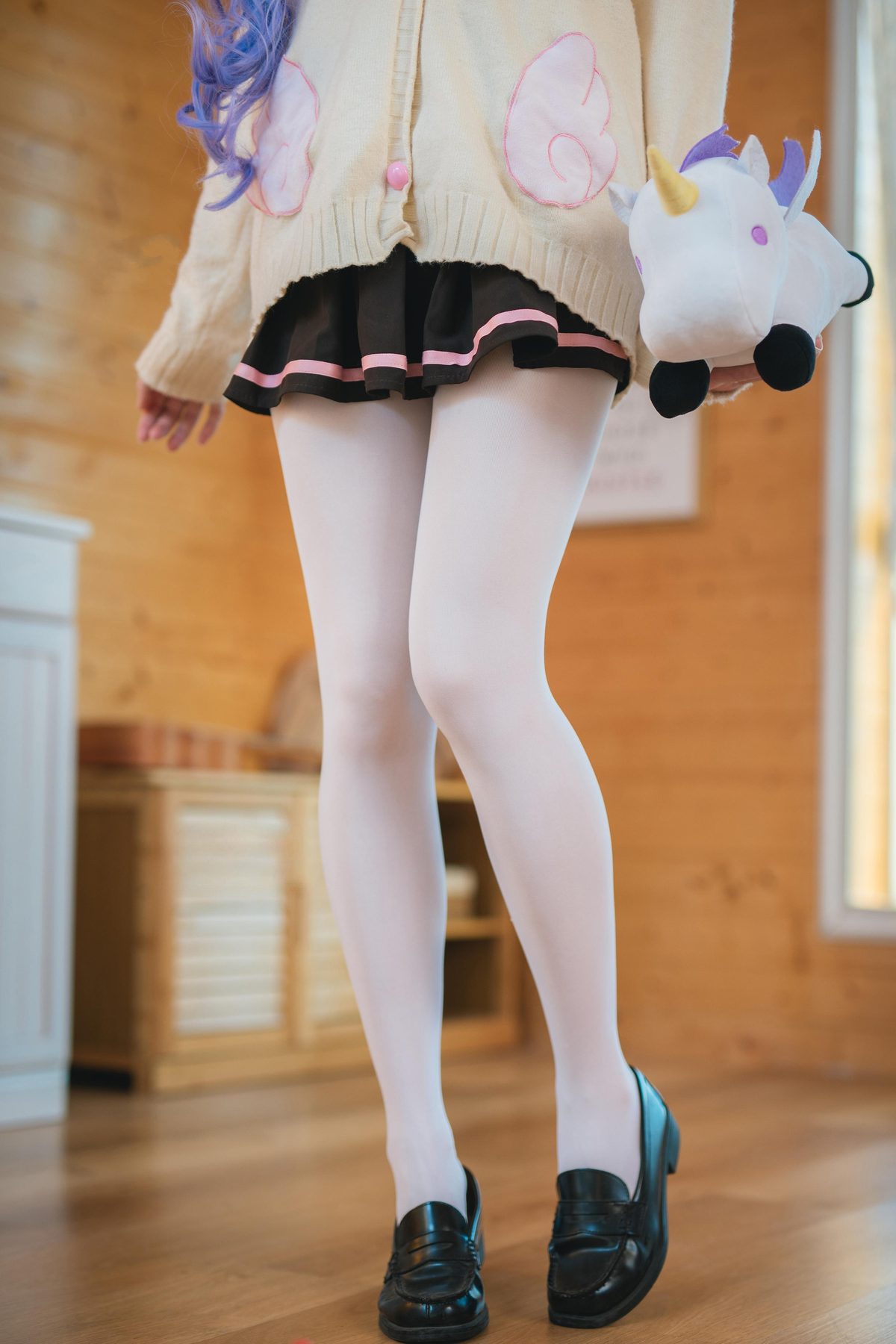 焖焖碳 cosplay写真_碧蓝航线独角兽JK制服合集 | 焖焖碳 COS独角兽全套图包 [21P-53MB]