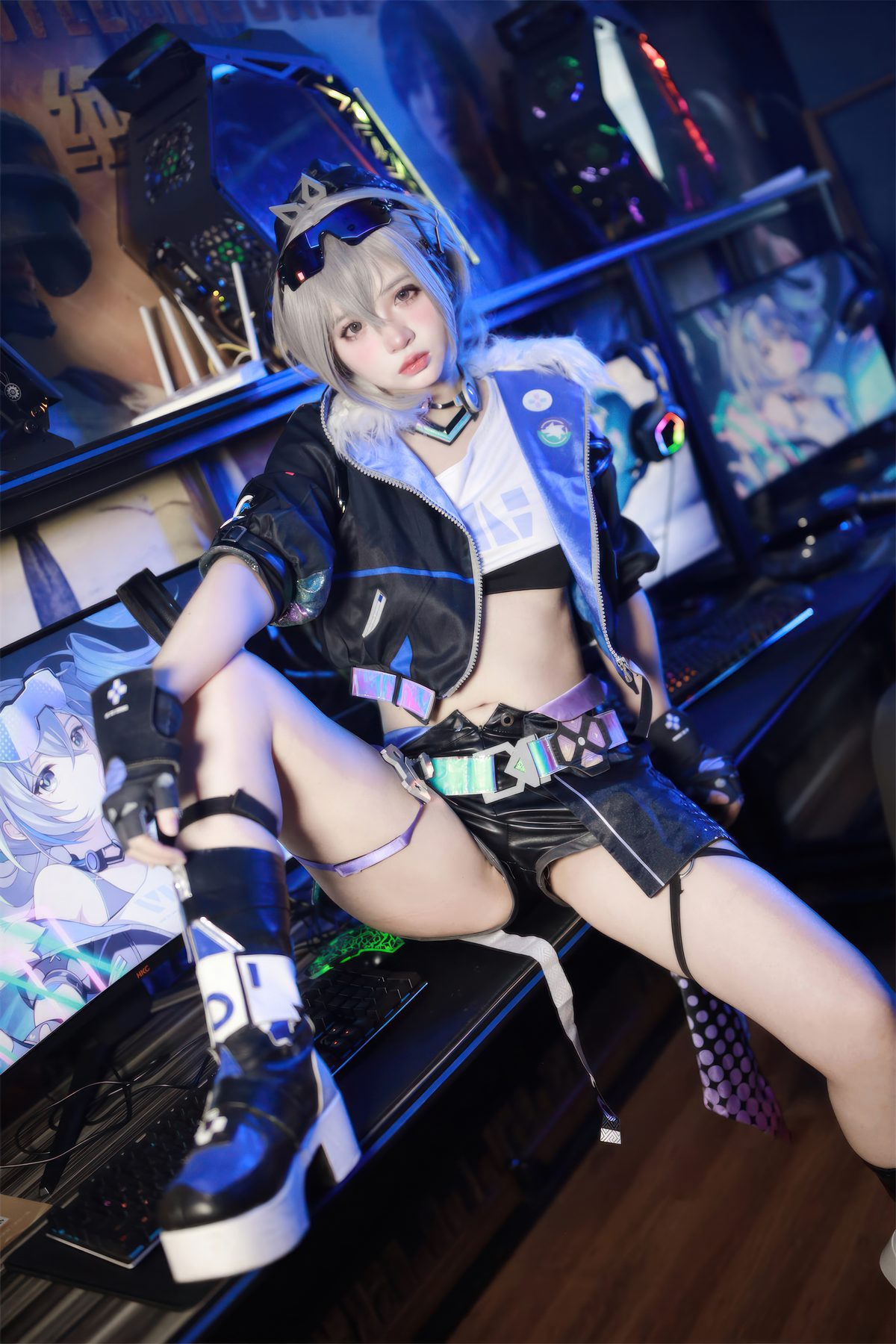 疯猫ss 少女衣橱 银狼 COS写真