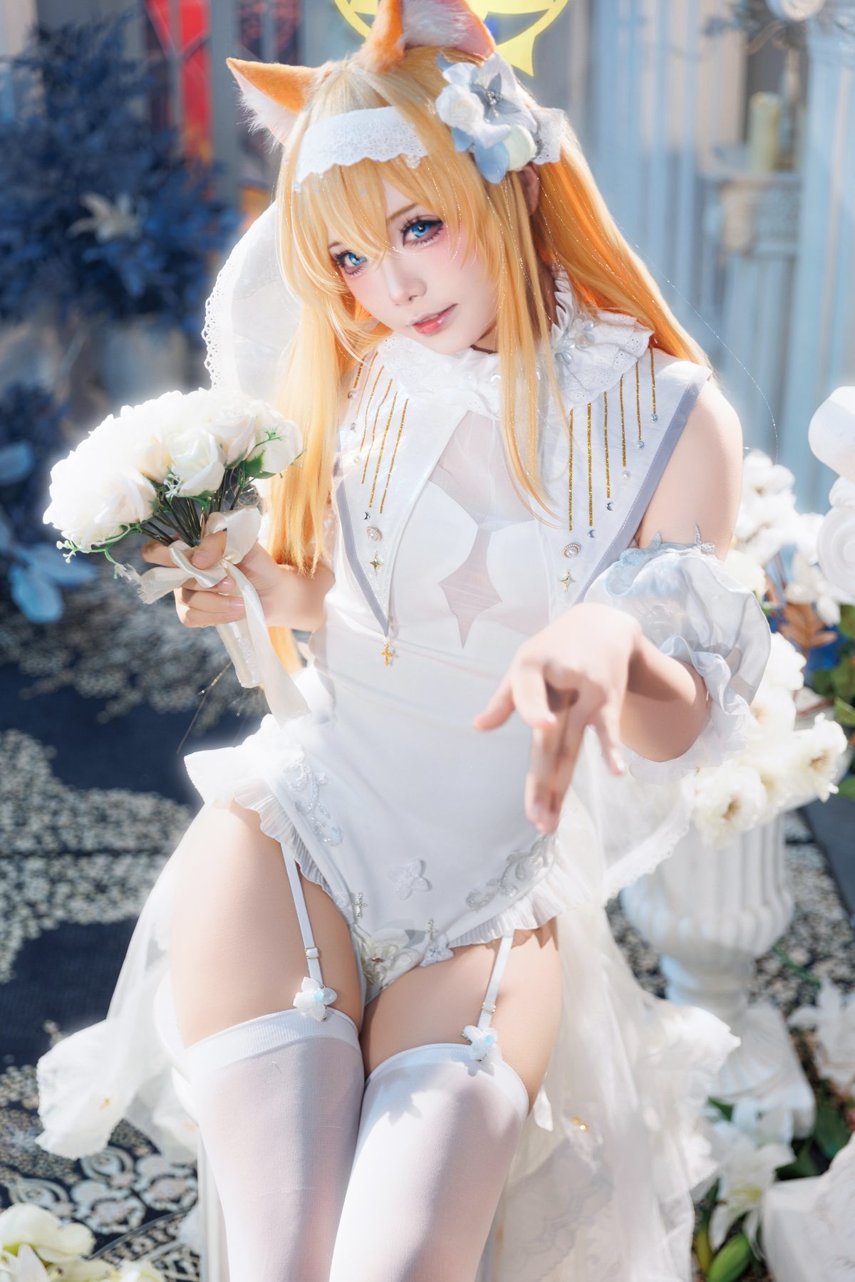 艾西Aiwest 蔚蓝档案 伊落玛丽 花嫁 COS写真