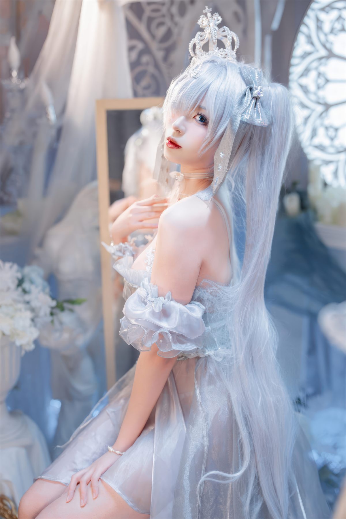 轩萧学姐 Nikke胜利女神 灰姑娘·水晶公主 COS写真