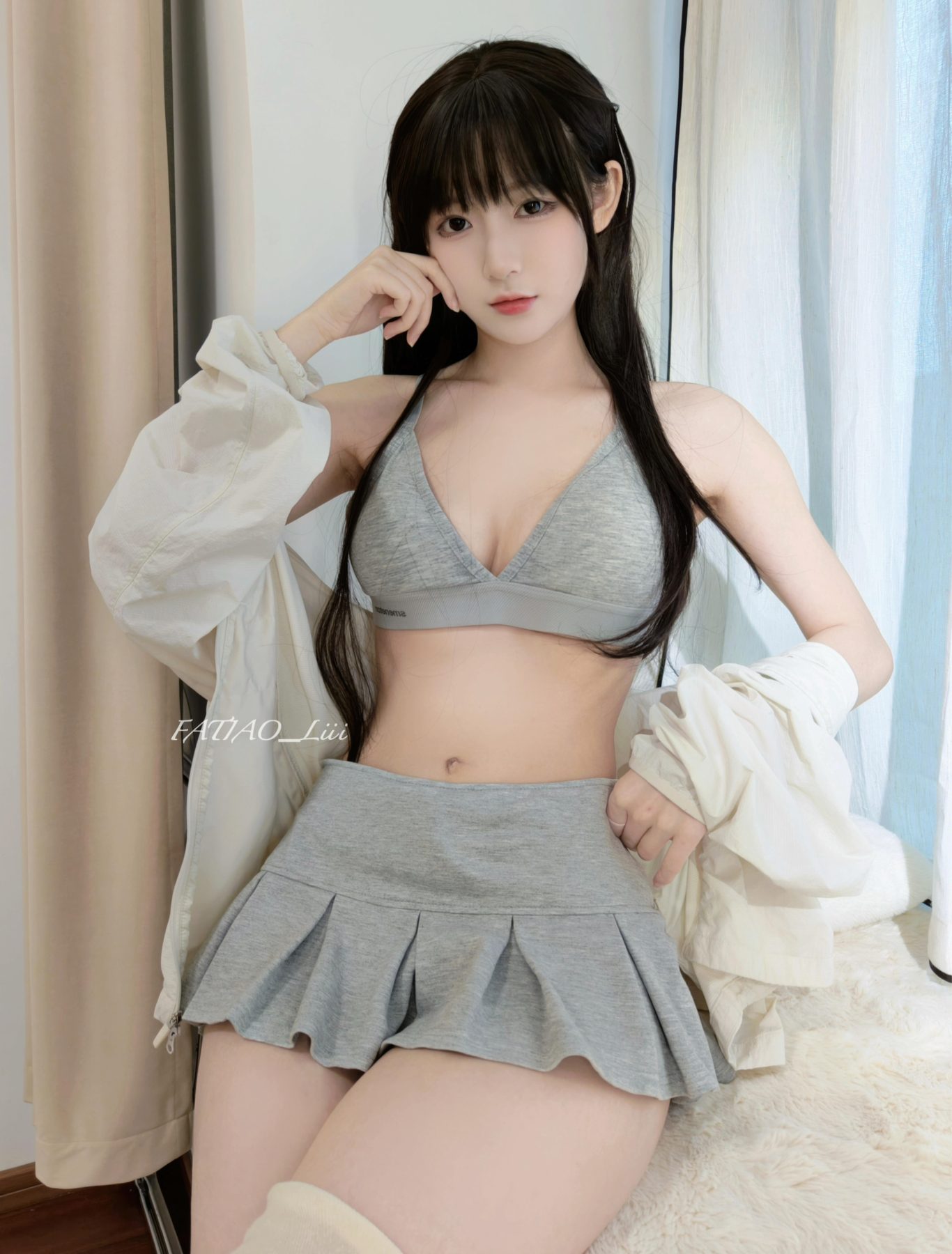 迷之呆梨 超短短裙 COS写真