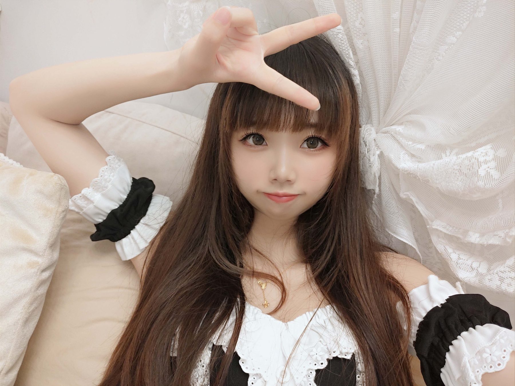 雪琪SAMA 对镜女仆 COS写真