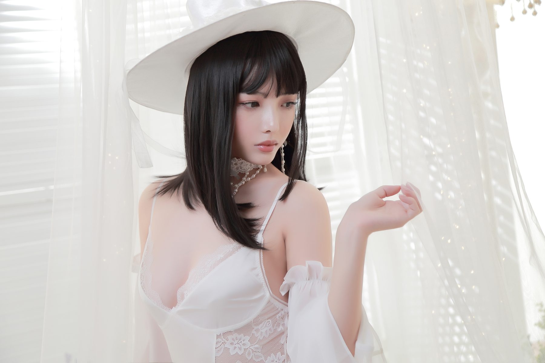 雯妹不讲道理 白女巫 COS写真
