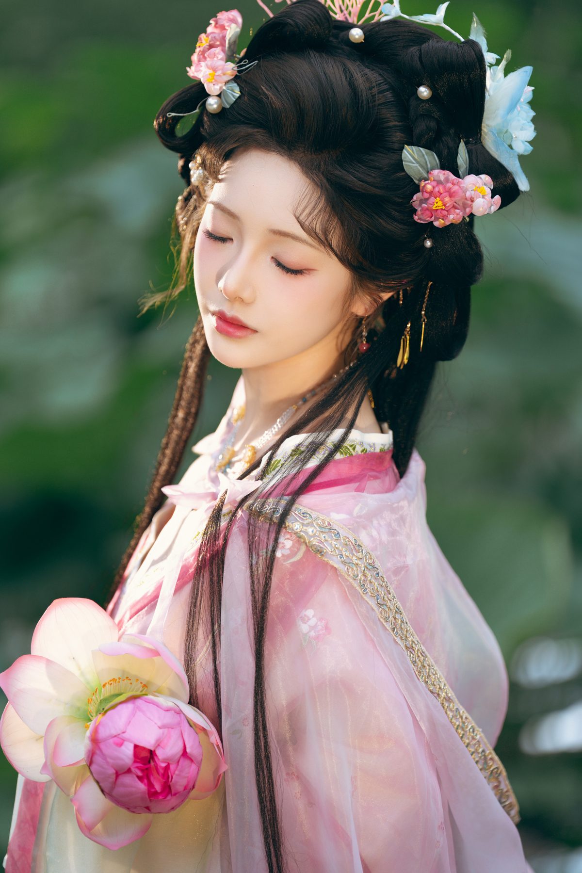雯妹不讲道理 祝您中秋快乐owo COS写真