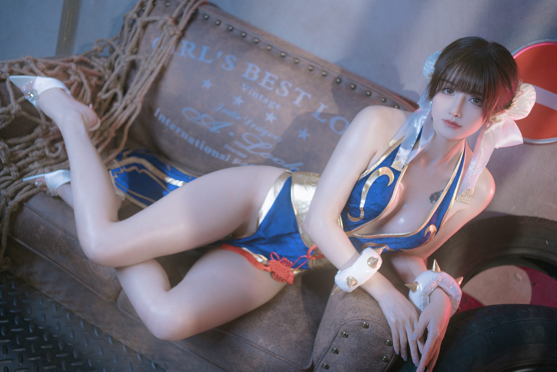 鹿八岁 春丽的格斗辅导 COS写真