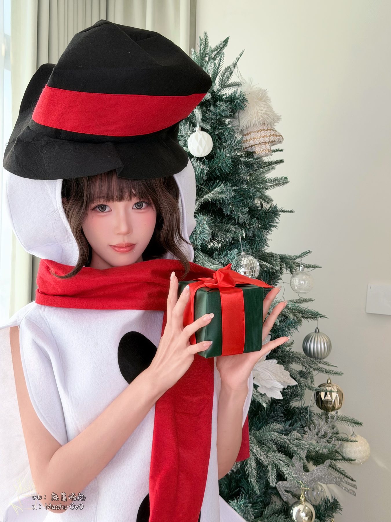 麻薯好吃 雪人小姐的惊喜指令 COS写真