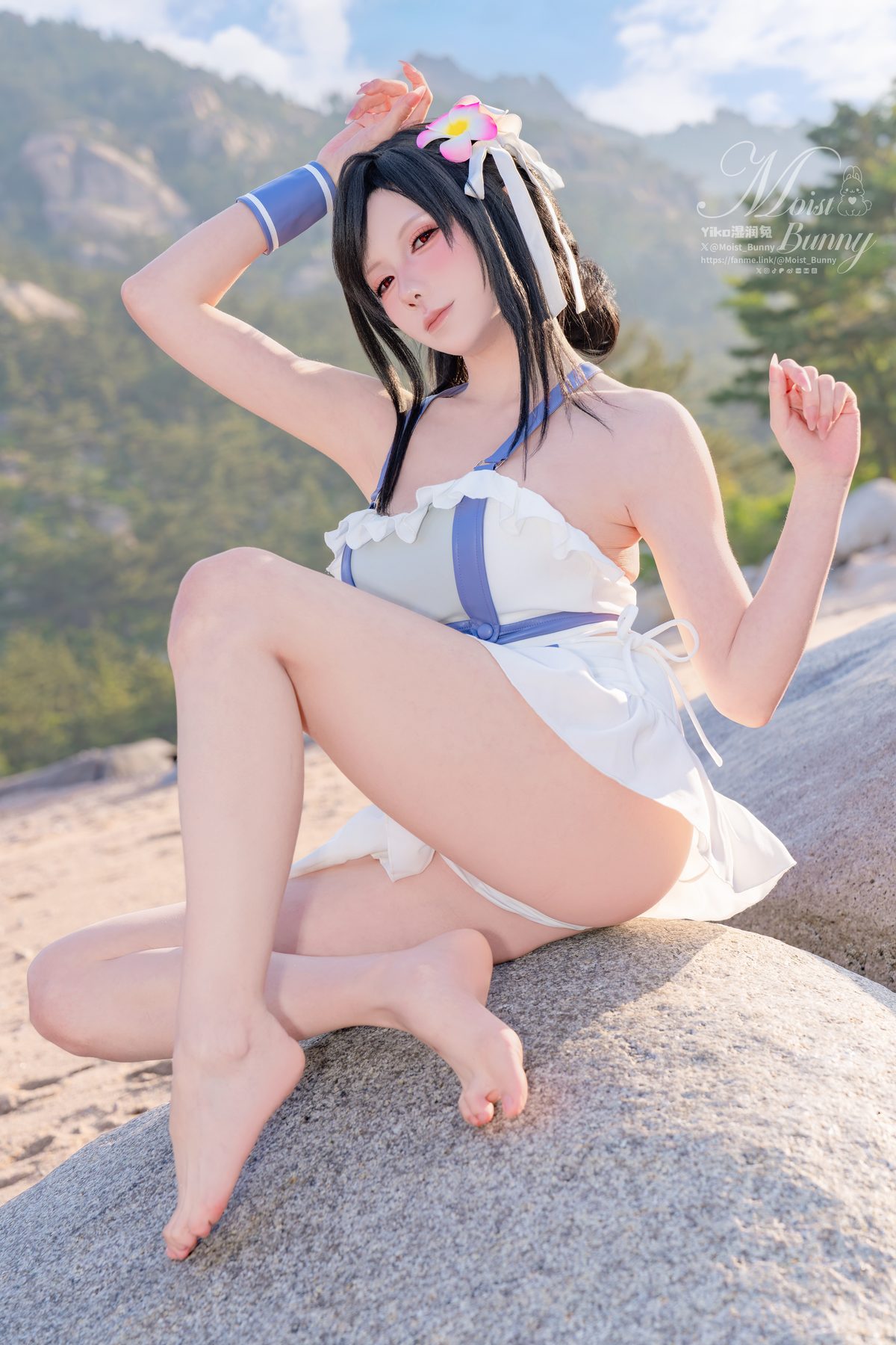黏黏团子兔 cosplay写真_蒂法海边假日泳装合集 | 黏黏团子兔 COS蒂法泳装限定全套图包 [80P-16GB]