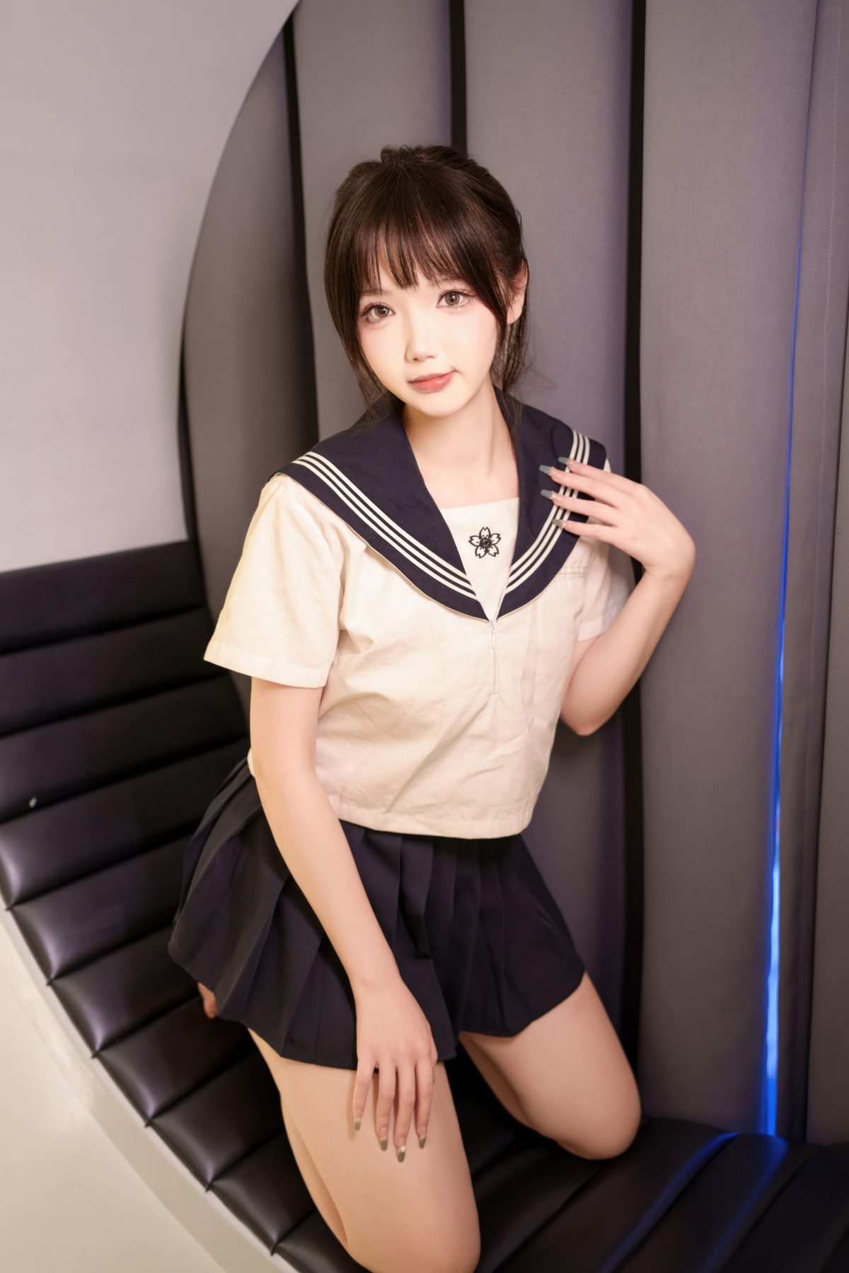 雪晴Astra 牛奶丝透明黏滑体操服 COS写真