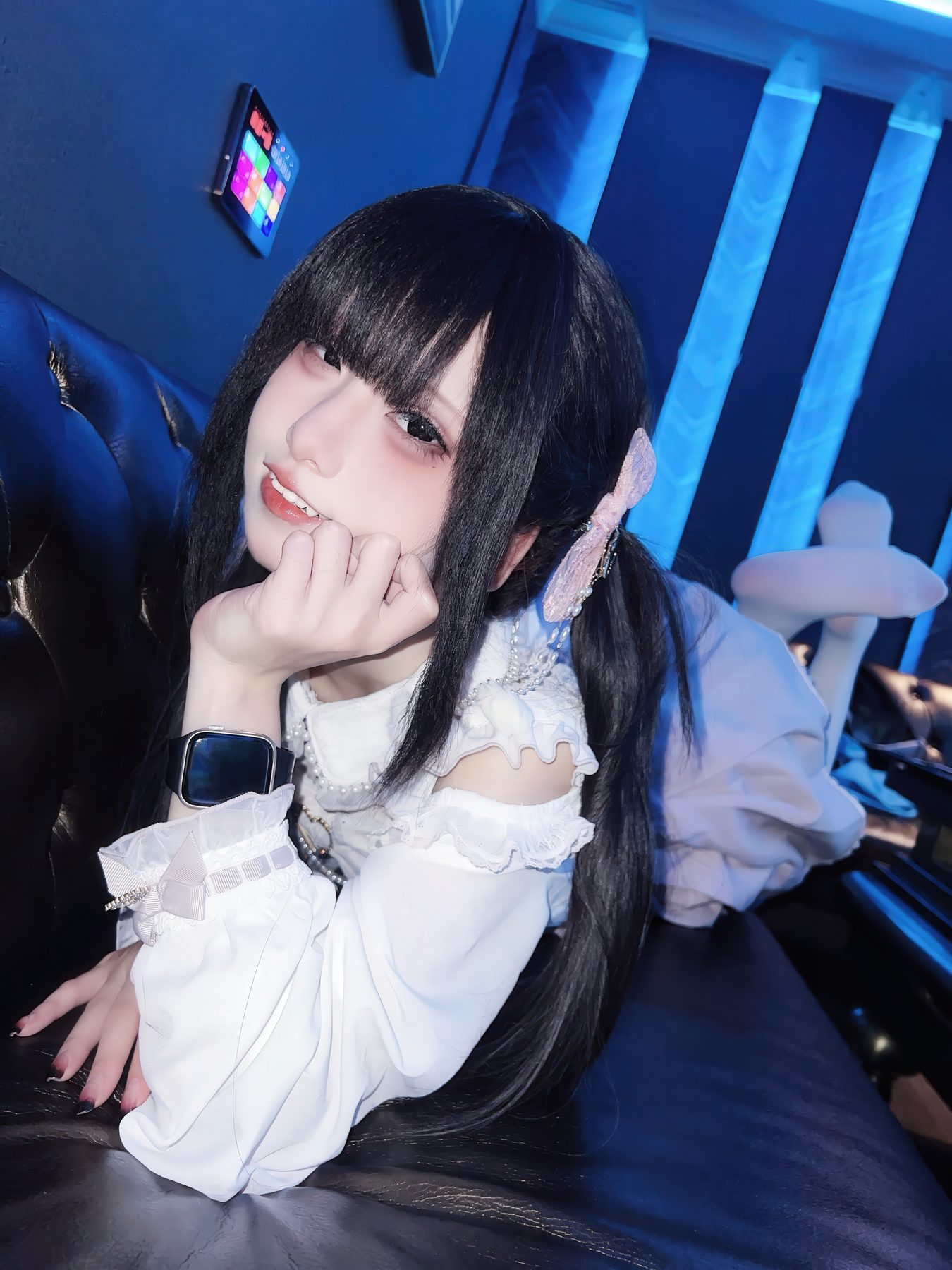 纸悦Etsu ko 与地雷系女子的ktv约会 COS写真