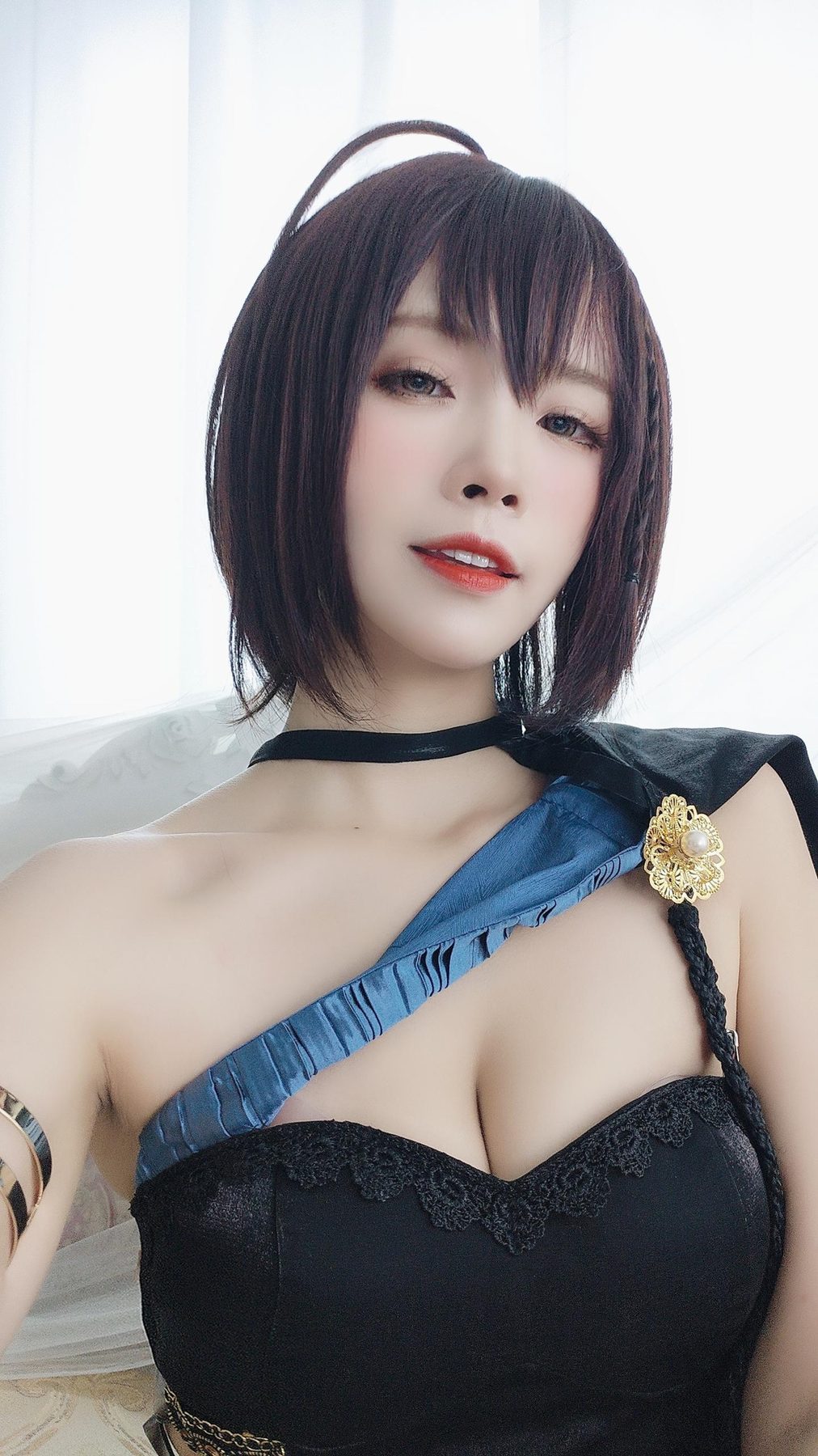 Neko薇薇 巴尔的摩礼服 COS写真