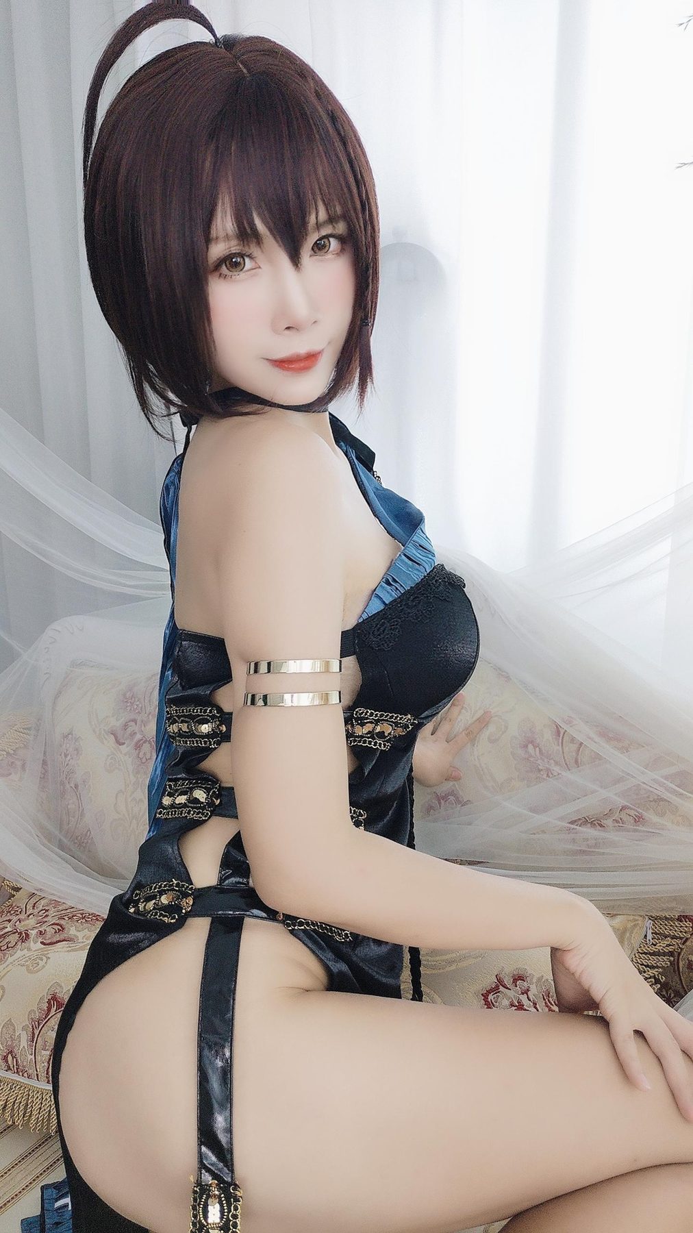 Neko薇薇 巴尔的摩礼服 COS写真
