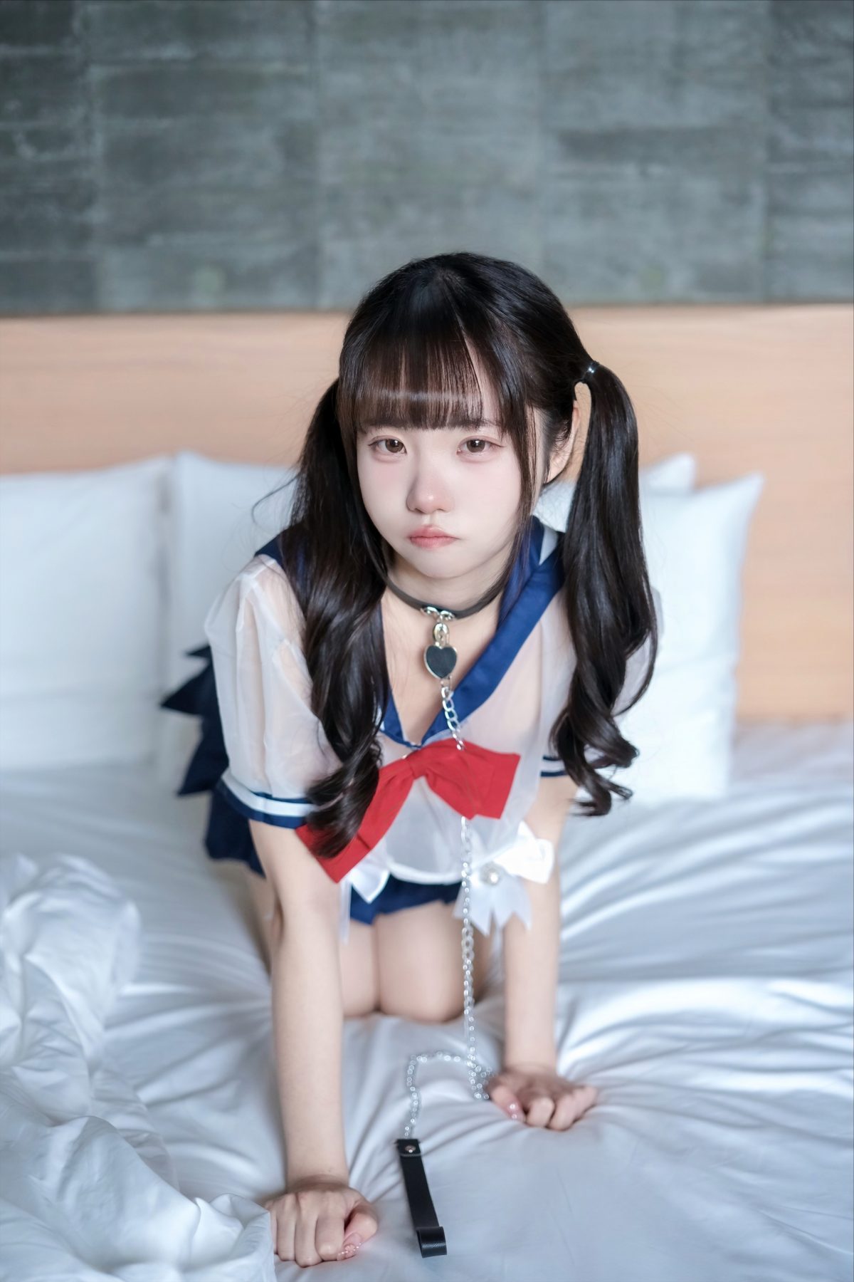 可可小白兔 透明学生服 COS写真