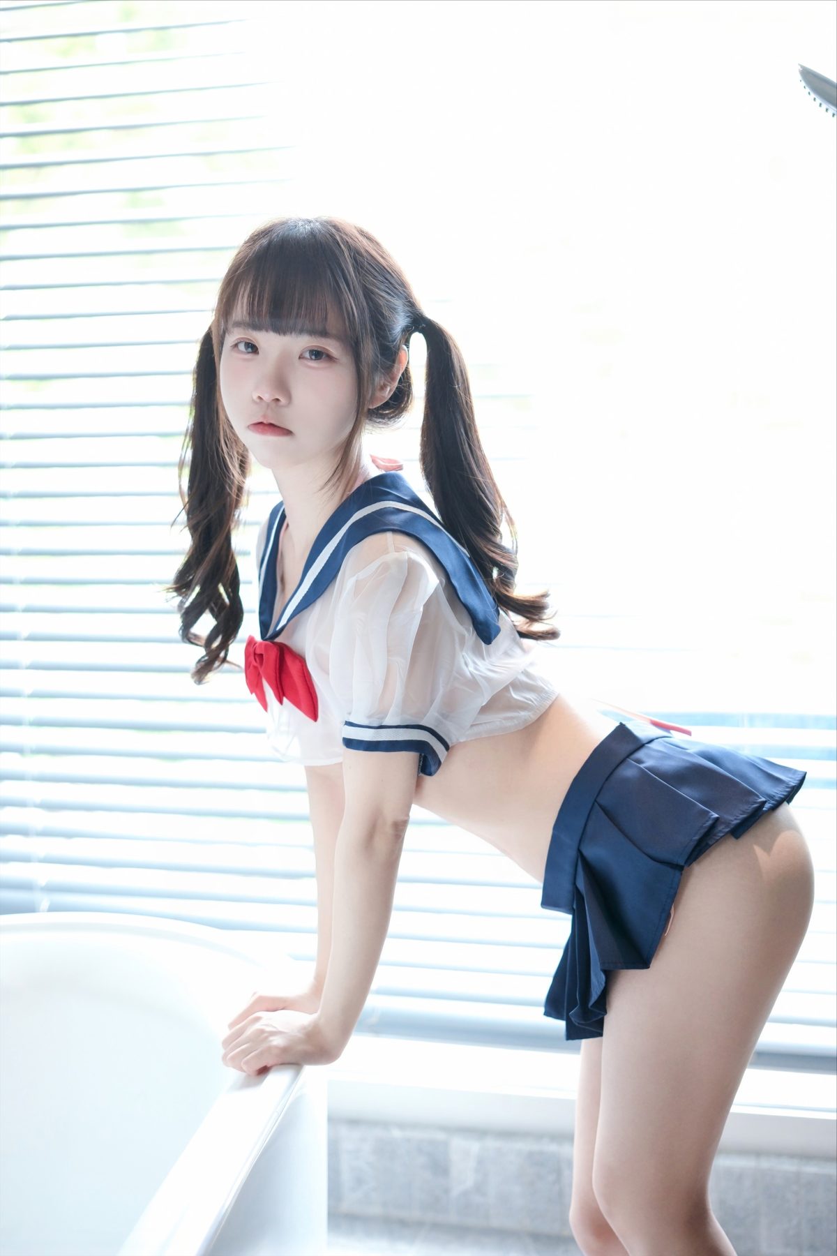 可可小白兔 透明学生服 COS写真