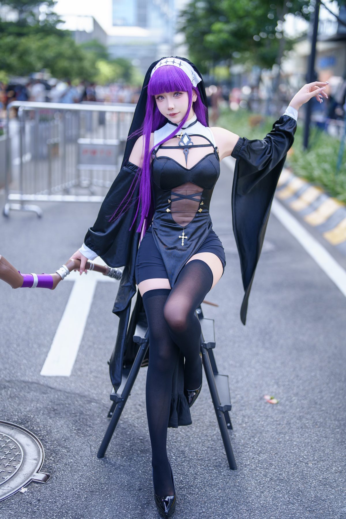 抱走莫子aa 葬送的芙莉莲 菲伦修女 COS写真