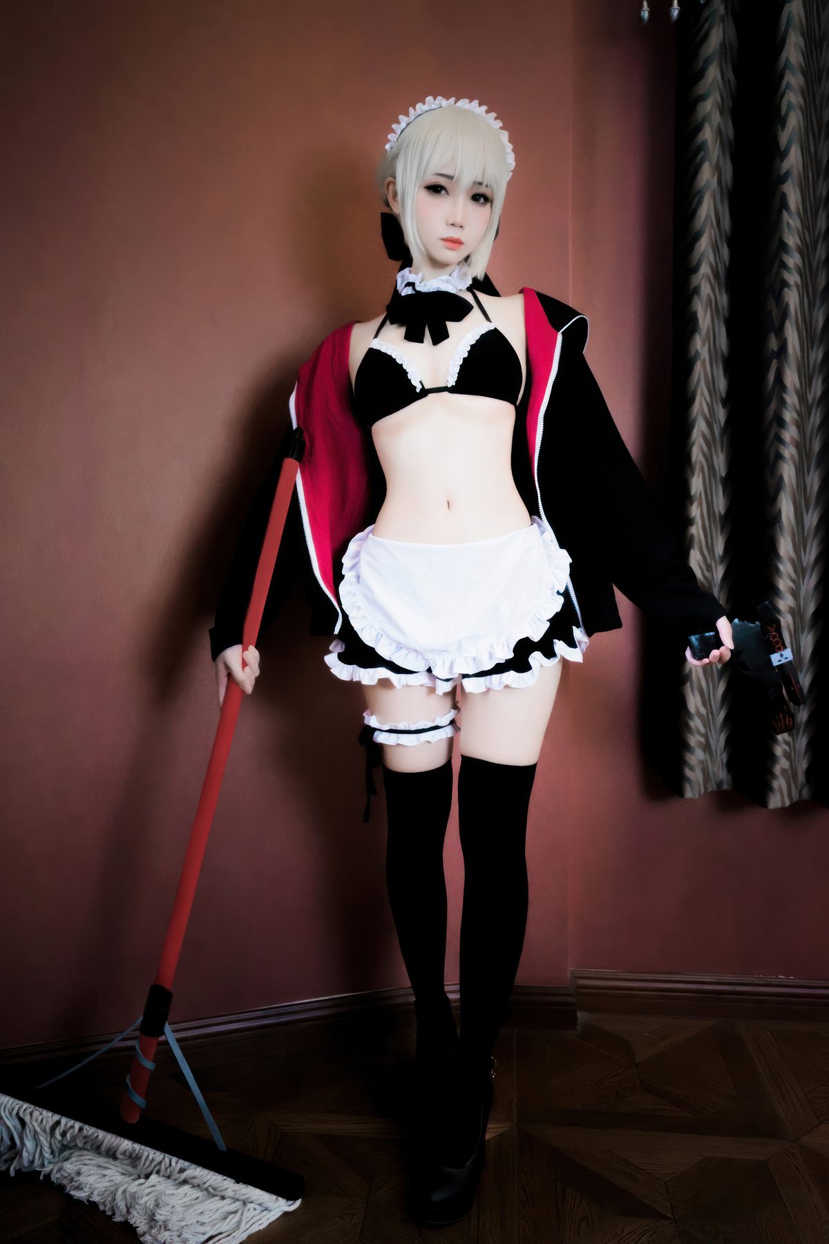 焖焖碳 FGO 黑呆女仆 COS写真
