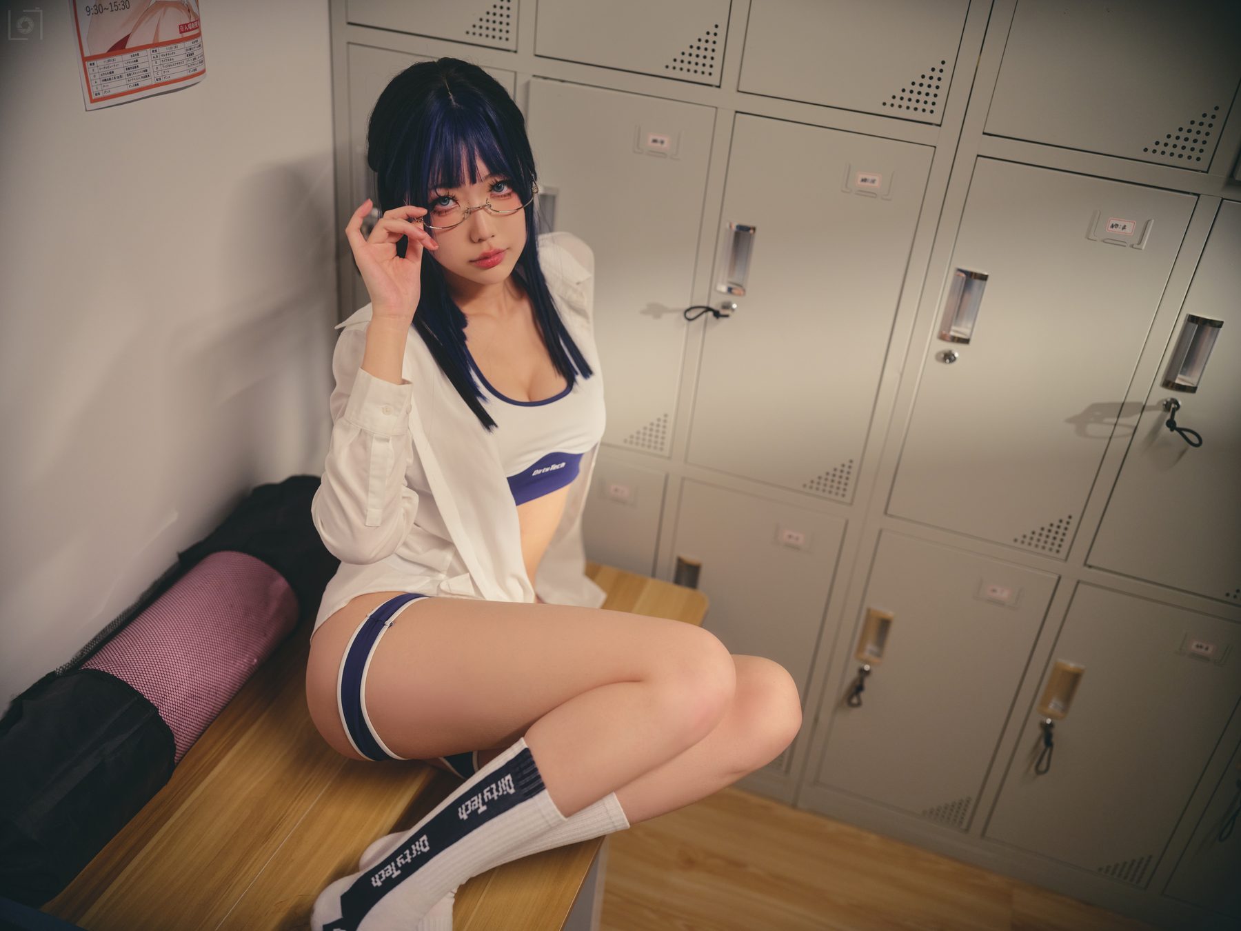 湖里狸 cosplay写真_体操服合集 | 湖里狸 COS体操服全套图包 [37P-228MB]