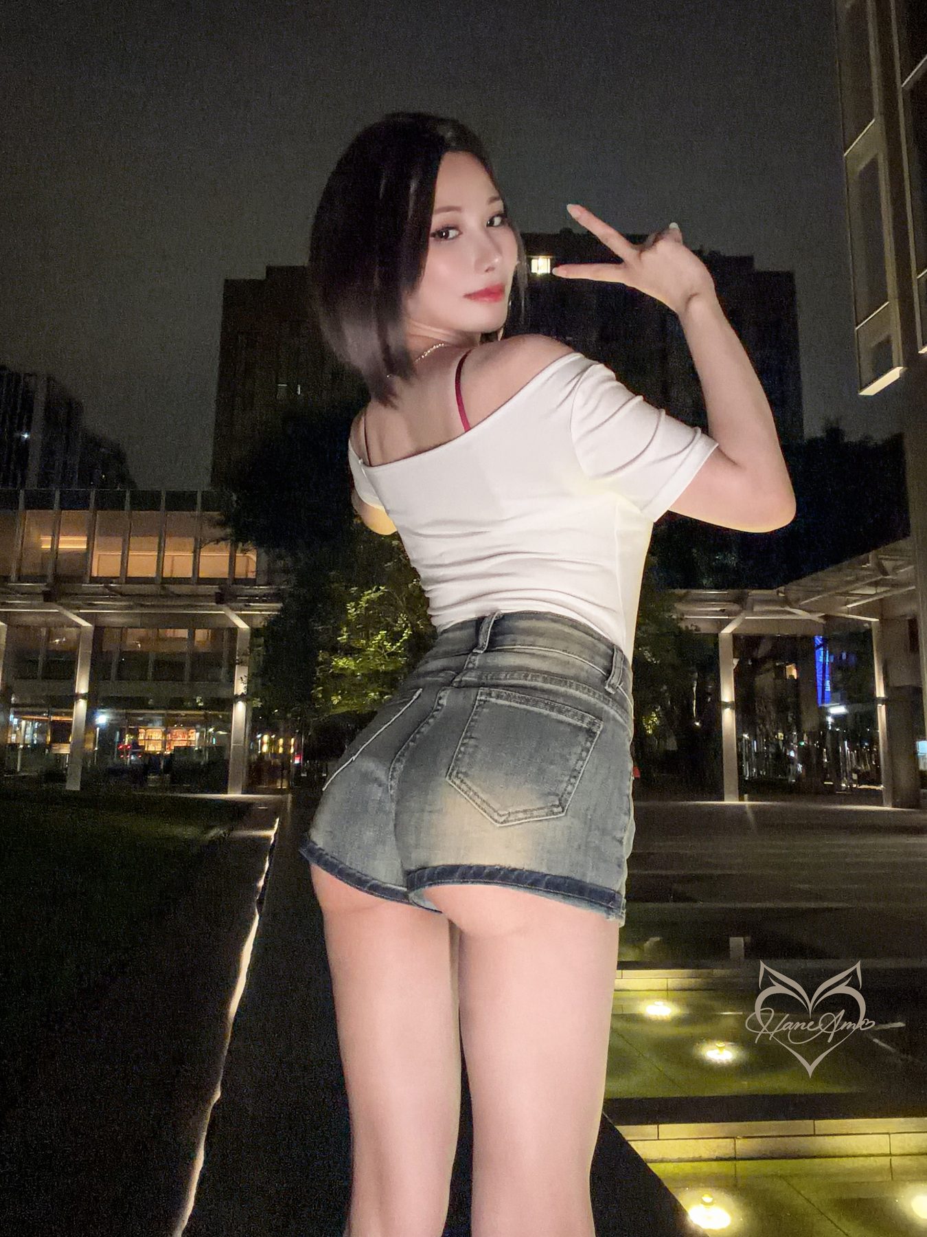 雨波 cosplay写真_原创烟香味合集 | 雨波 原创烟香味全套图包 [36P+5V-285M]