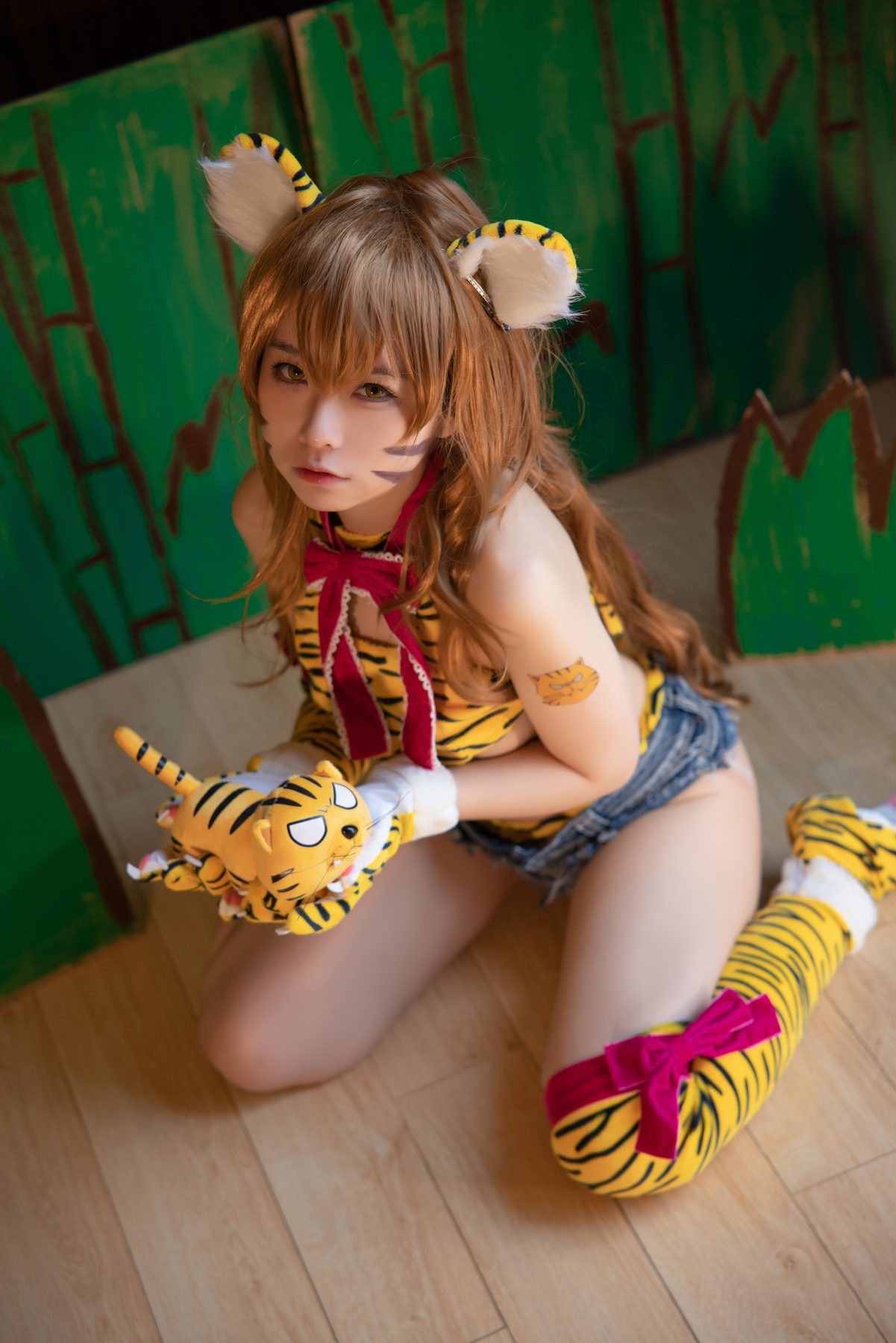 G44不会受伤 Aisaka Taiga 虎虎出虎虎 COS写真