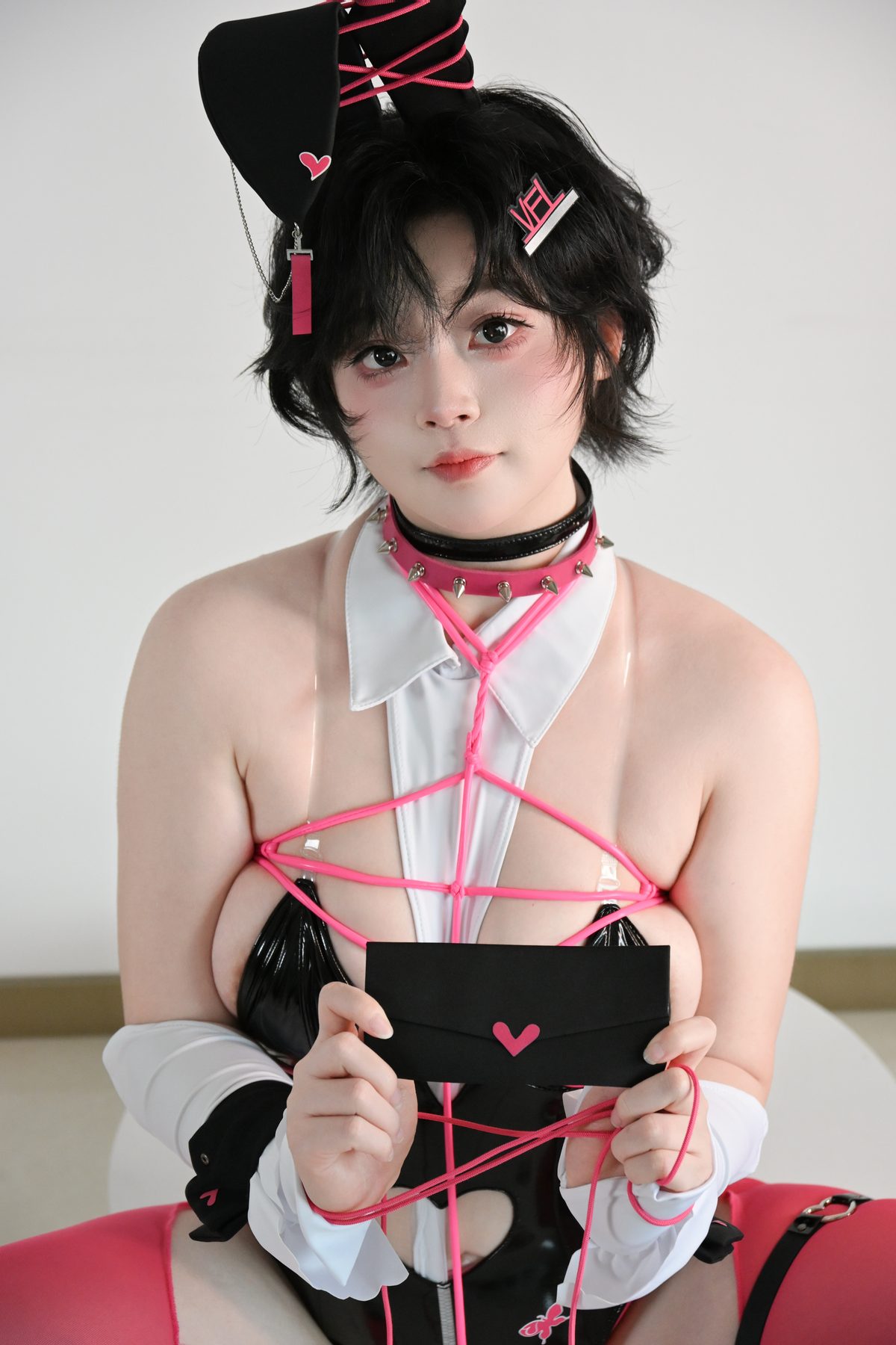 毛毛帽 粉色兔女郎 COS写真