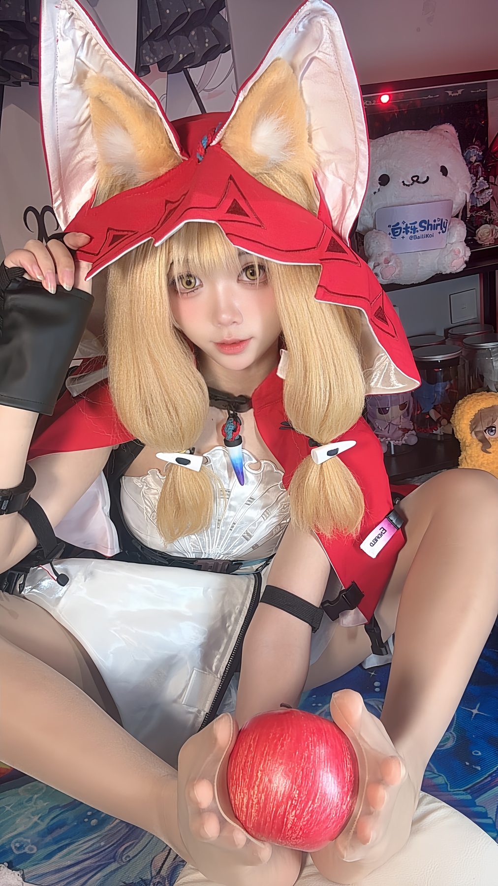 白栎Shirly 洛茜 明日方舟 COS写真