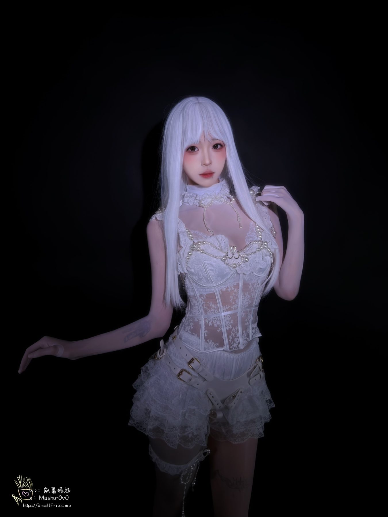 麻薯大王 cosplay写真_圣洁的僭越白丝足控合集 | 麻薯大王 COS圣洁的僭越全套图包 [110P]