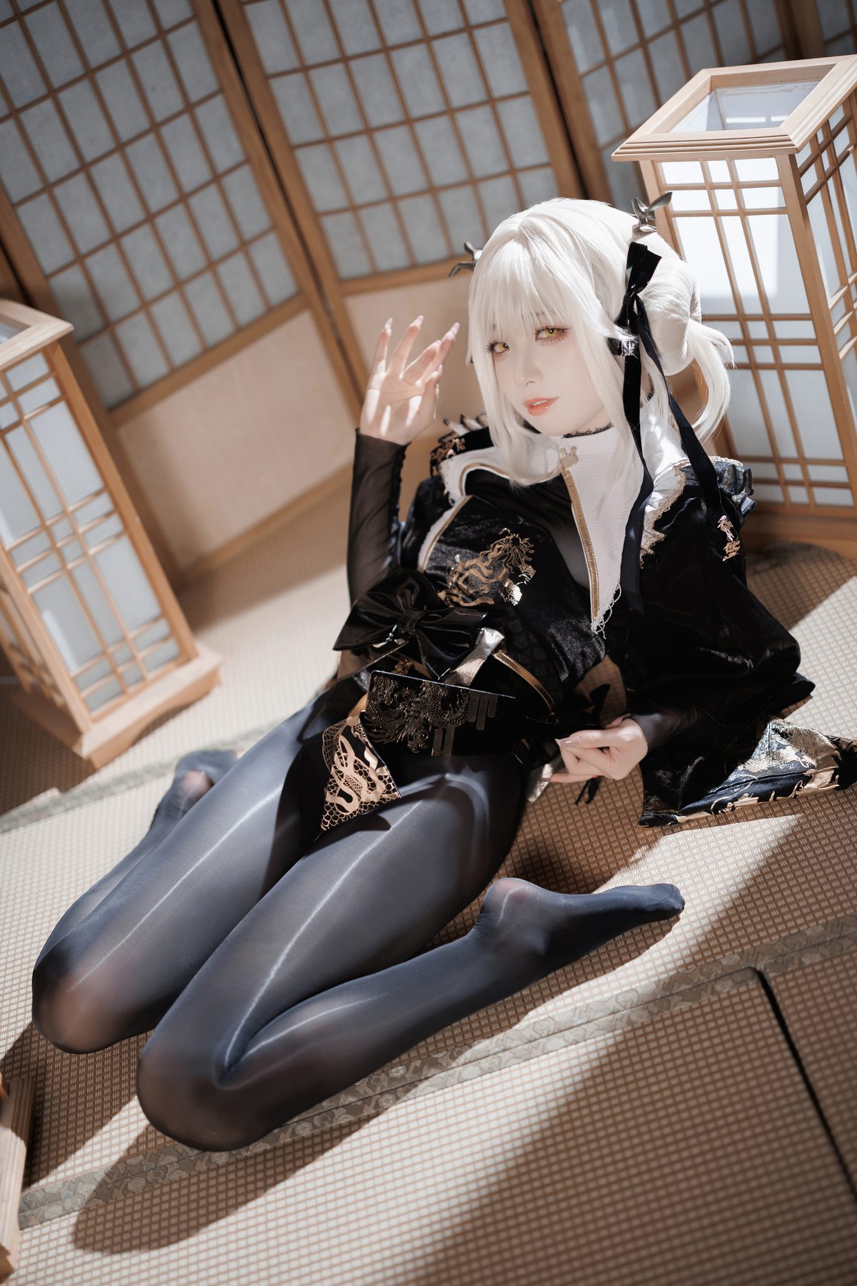封疆疆v NIKKE 白兔布兰儿 和服 COS写真