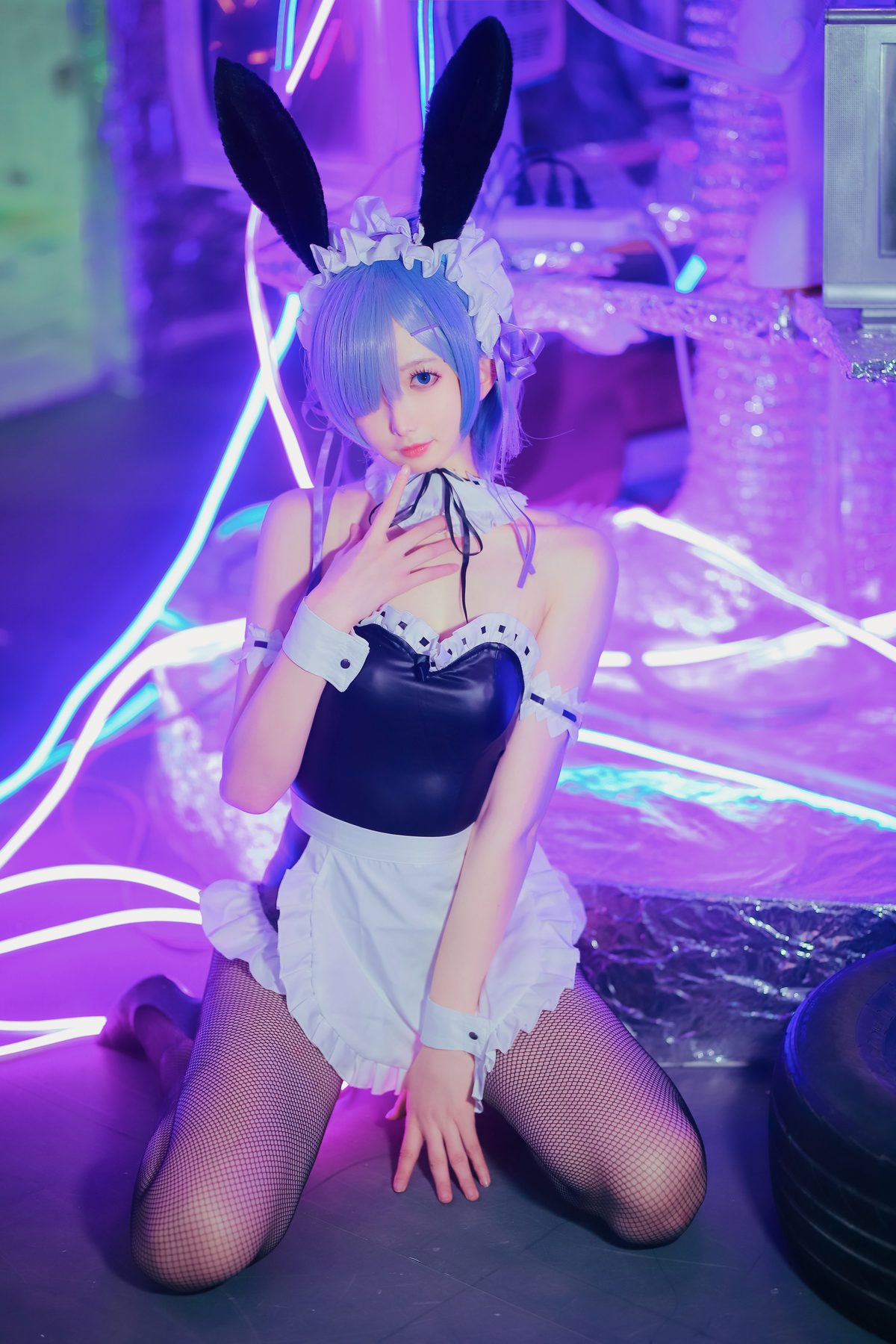 封疆疆v cosplay写真_蕾姆兔女郎合集 | 封疆疆v COS蕾姆兔女郎全套图包 [18P-212MB]