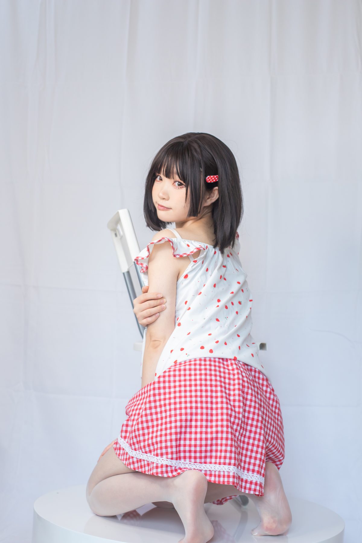 神沢永莉 粉色格子裙 COS写真
