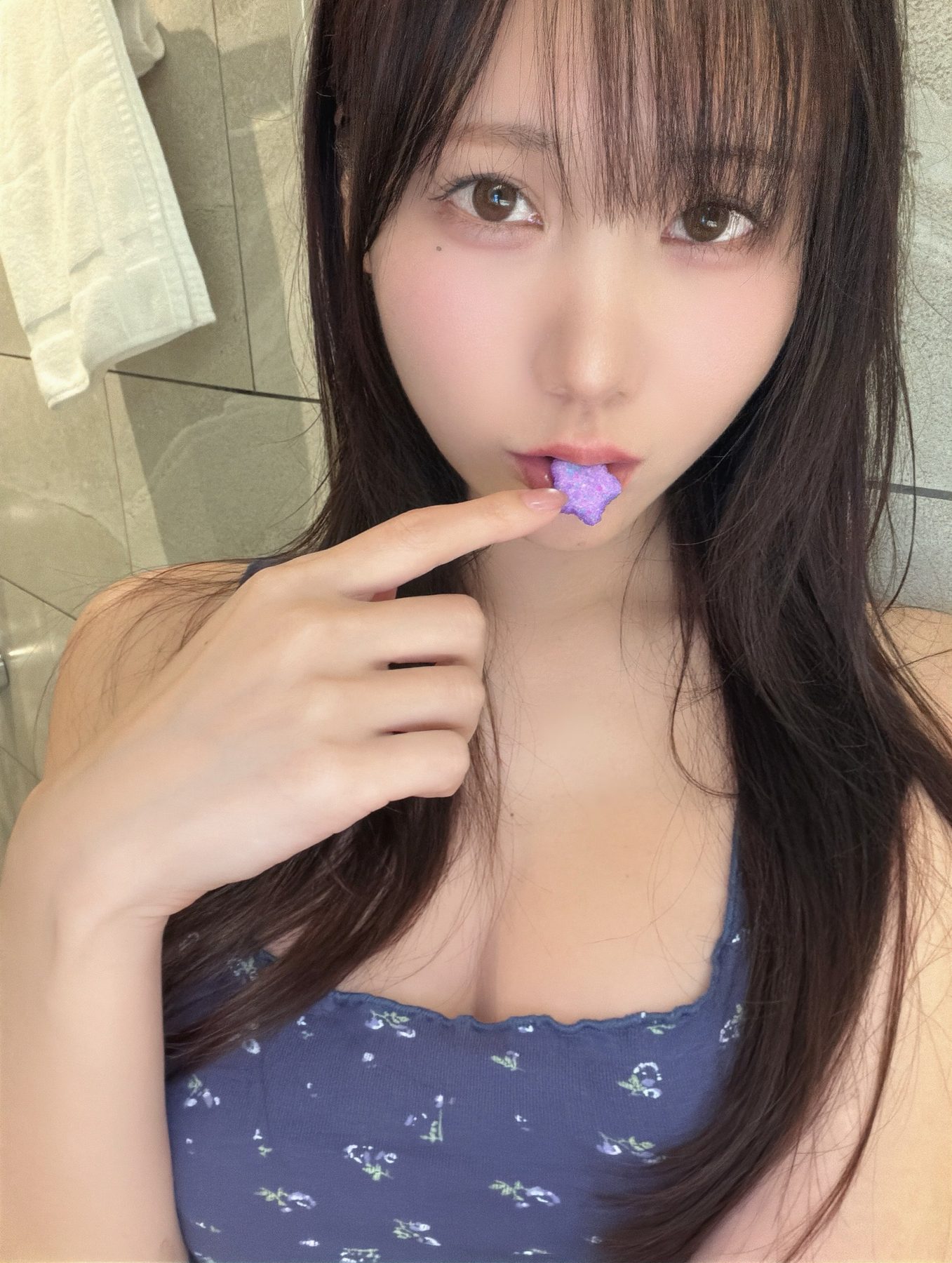 けんけん [fantia] 写真合集 COS写真