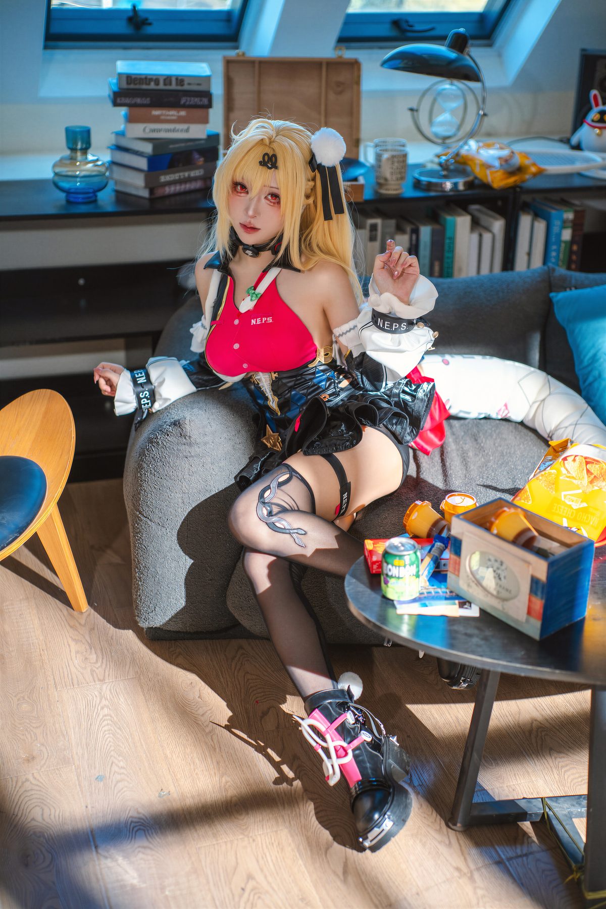矢量鱼cosplay写真_绝区零希希芙合集 | 矢量鱼 COS希希芙全套图包 [44P]