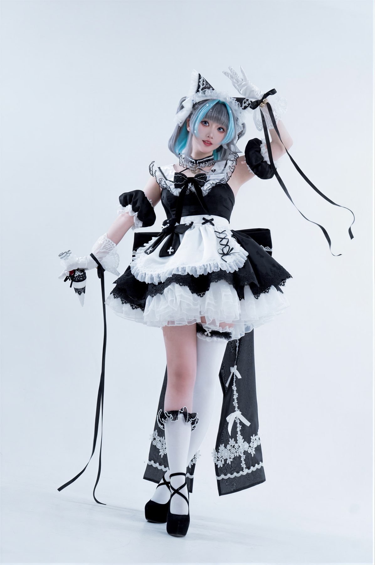 面饼仙儿 cosplay写真_碧蓝航线柴郡同人女仆合集 | 面饼仙儿 COS柴郡全套图包 [19P]