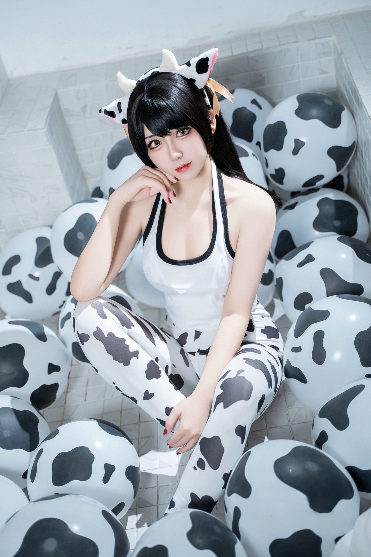 虎森森 小奶牛 COS写真