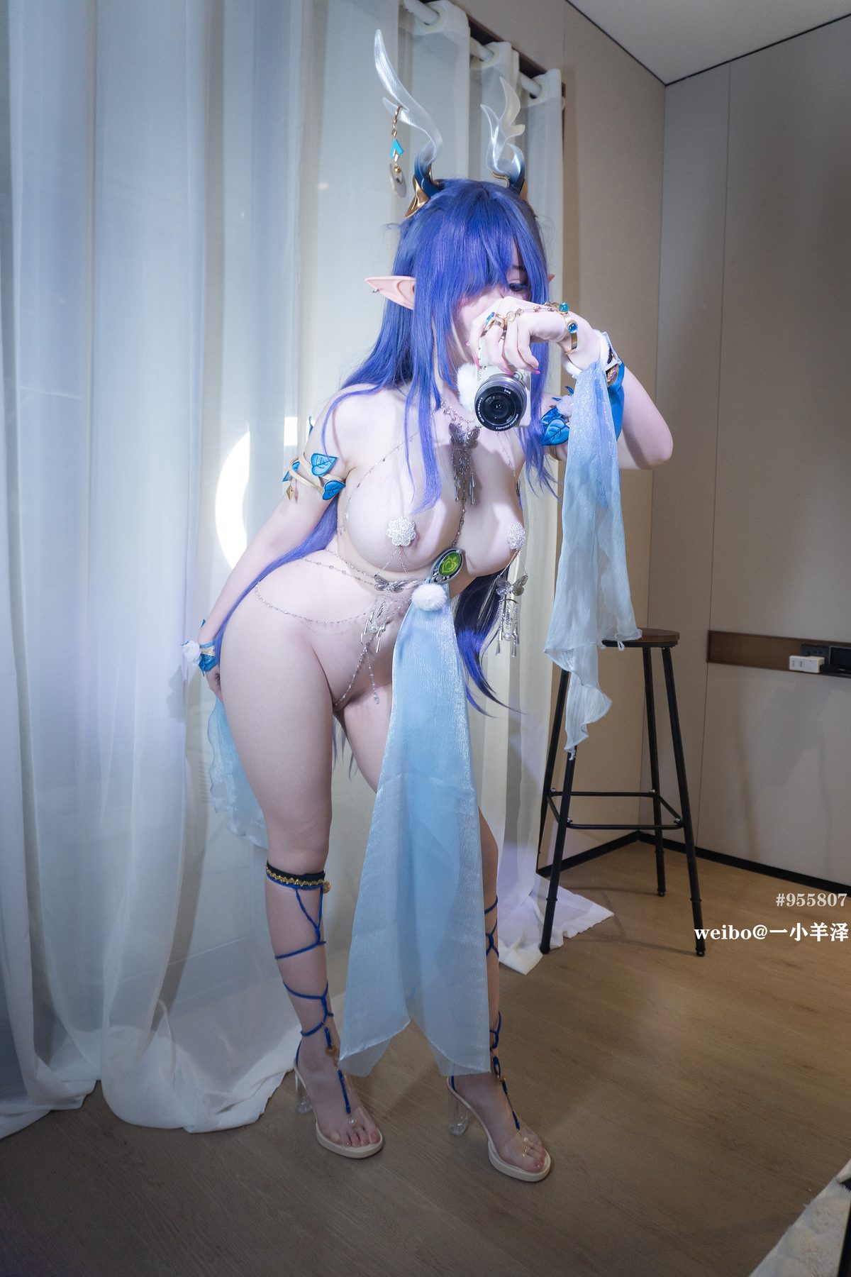 一小央泽 霜铃银鹿 菈乌玛 原神 COS写真