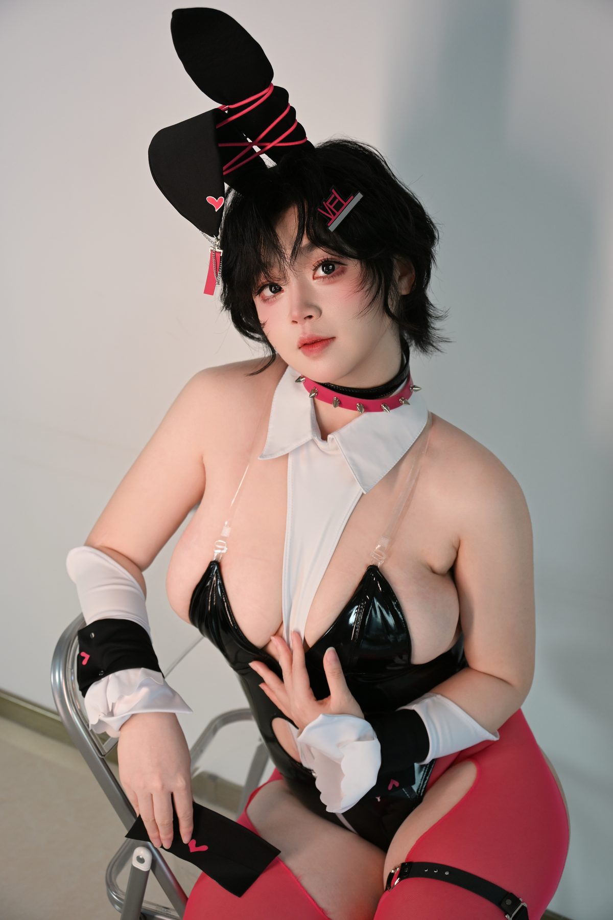 毛毛帽 cosplay写真_粉色兔女郎合集 | 毛毛帽 COS粉色兔女郎全套图包 [90P]